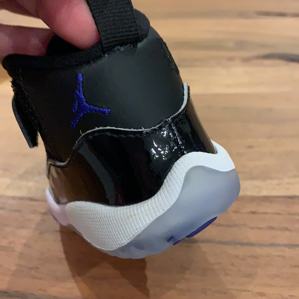 Left Only Size 3c Us - image 4